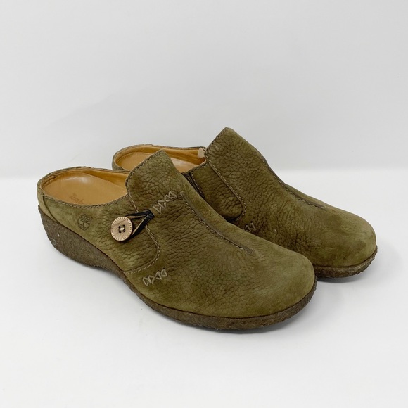Timberland Comforia Slip On Mules Clogs Walking Hiking Shoes Buttons Size 10 - Picture 1 of 8